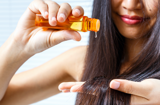 Discover five benefits of using natural hair oils.