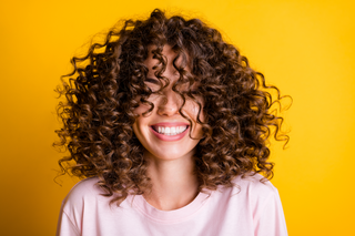 Here’s everything you need to know about hair plopping.