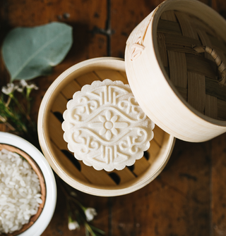 Solid Shampoo Bars in the Beauty Industry: Trends, Challenges, and Opportunities