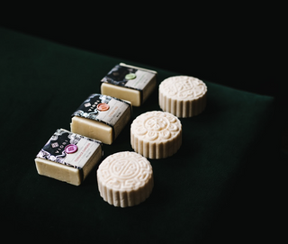 Essential Oils and Hair Types: Personalized Approaches for Maximum Benefit