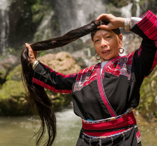 The Future of Chemical-Free Dry Shampoos: Emerging Trends and Innovations in Hair Care