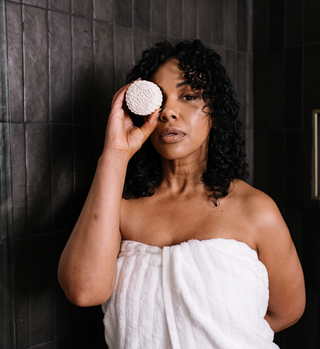 Purple Shampoo Demystified: A Comprehensive Guide to Its Hair Toning Capabilities