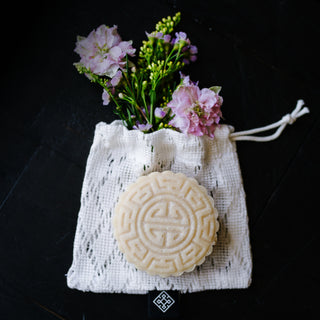 LIMITED White Shower Soap Bag | Bamboo Fabric