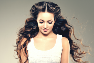 Learn the dos and don'ts for a hair care routine that will help you achieve and maintain gorgeous locks.