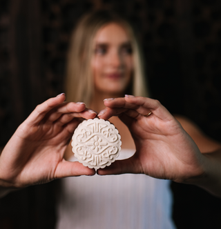 Exploring the Benefits: Why Solid Shampoo Bars Are More Than Just a Trend