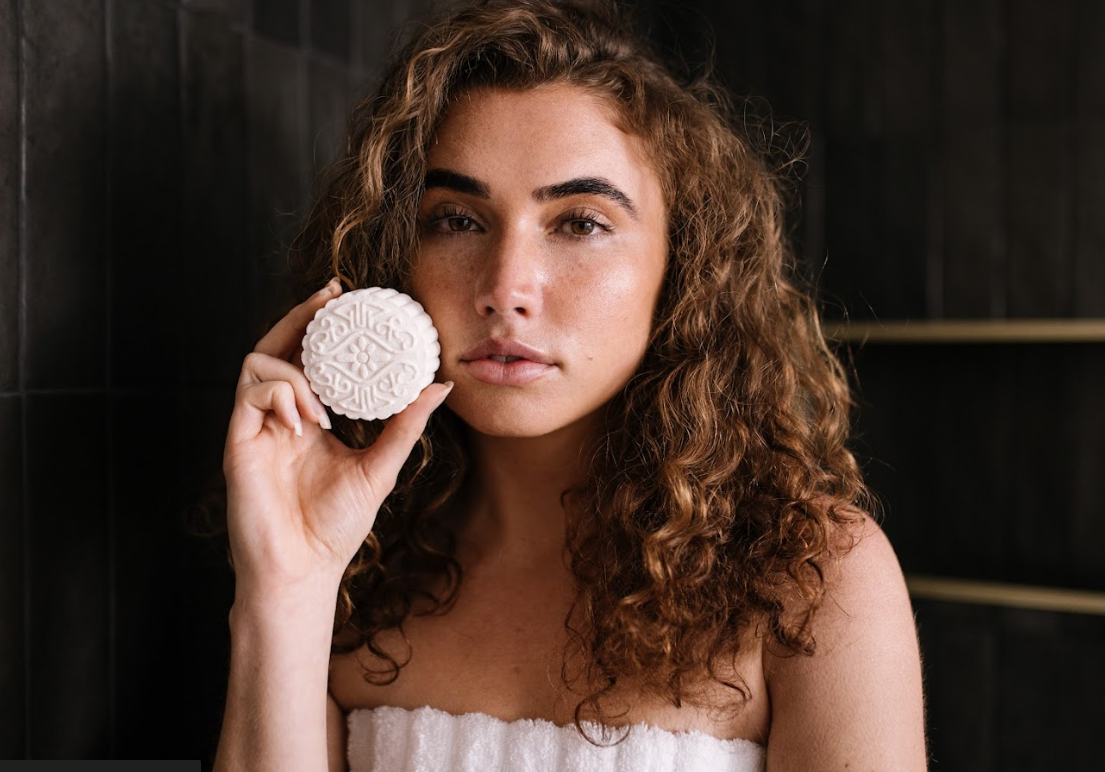 Shampoo Bars vs. Liquid Shampoos Which is Right for You? Viori
